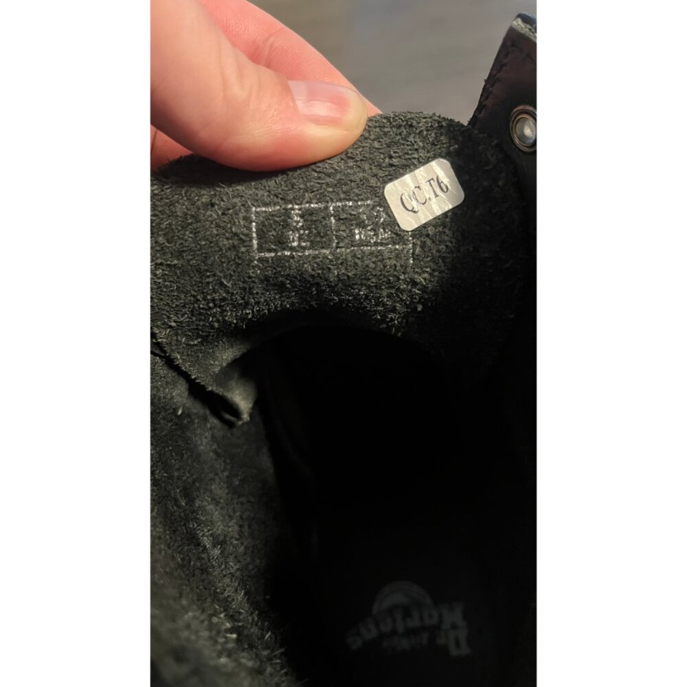 DR. MARTENS 1460 8 EYE SMOOTH BOOTS 43 10 - Picture 8 of 11